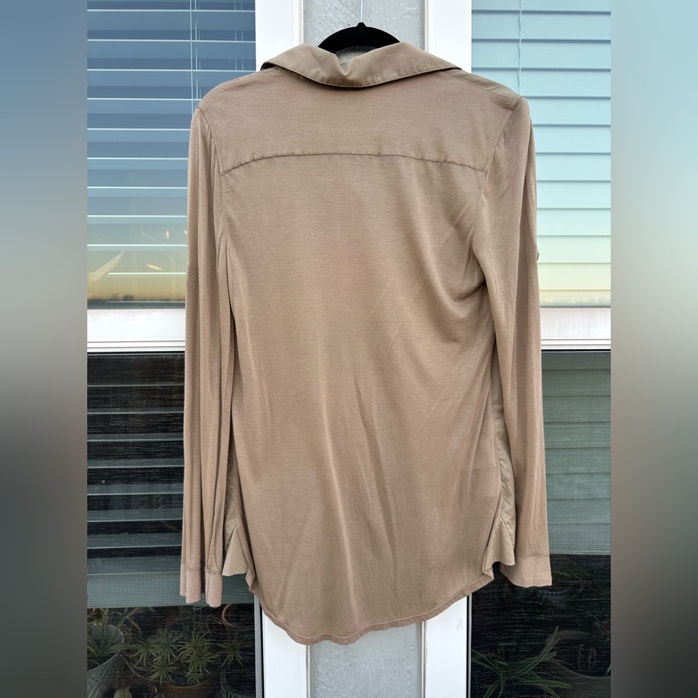 BCBGMaxAzaria Khaki Tan Button Down Rolltab Shirt - Picture 2 of 6